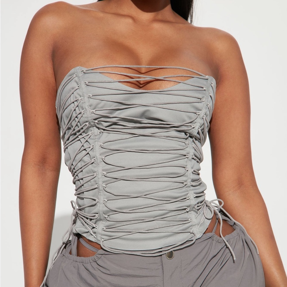 FASHION NOVA- Grey Corset